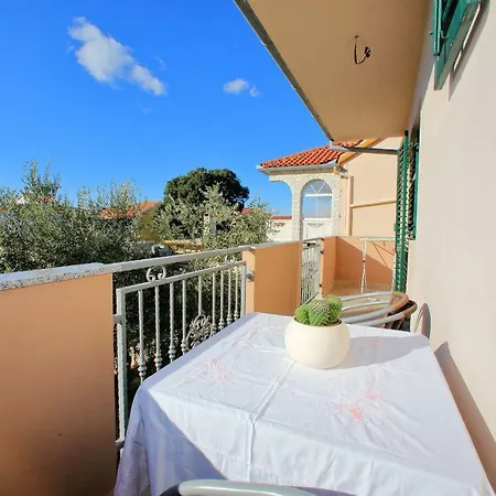 Ana Apartment