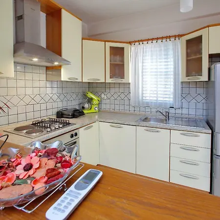 Ana Apartman Bibinje