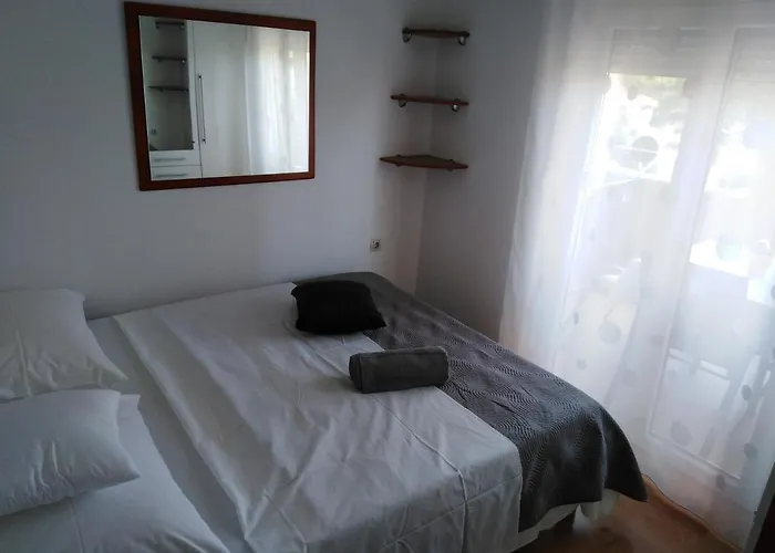 Ana Apartamento