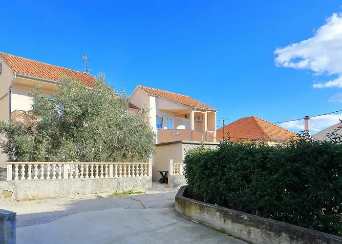 Ana * Бибинье