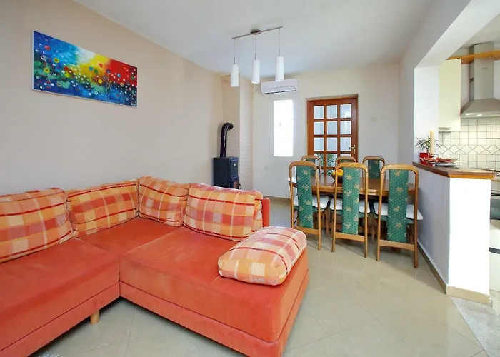 Ana * Бибинье